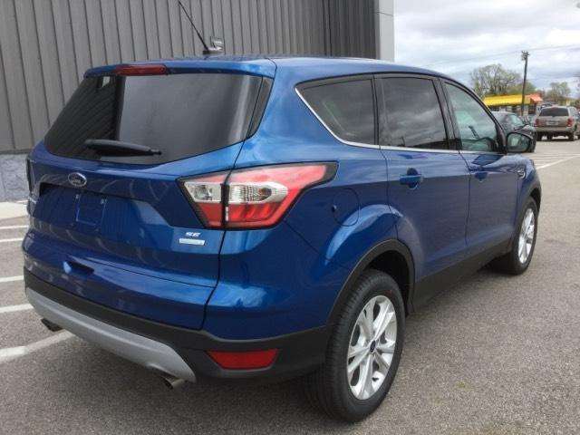 Ford Escape 2017 photo 2